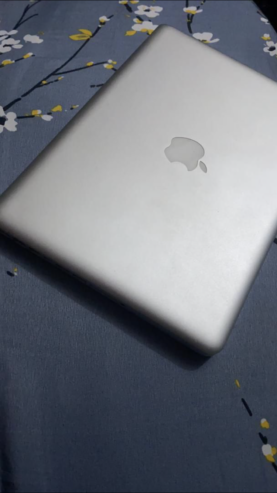 Macbook pro 2011