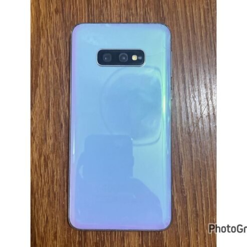 SAMSUNG S10e: GB128😎Clean