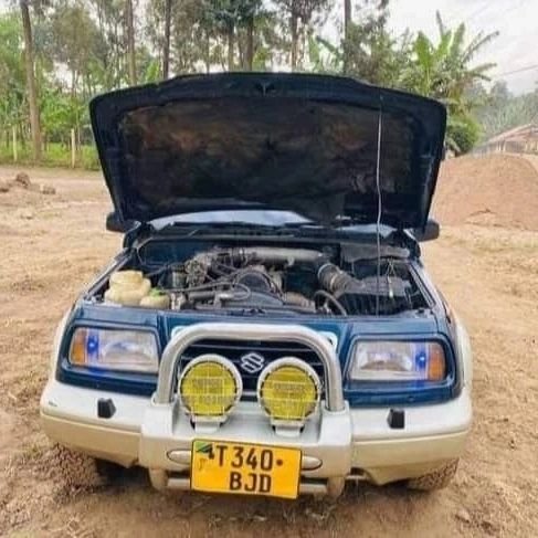 SUZUKI