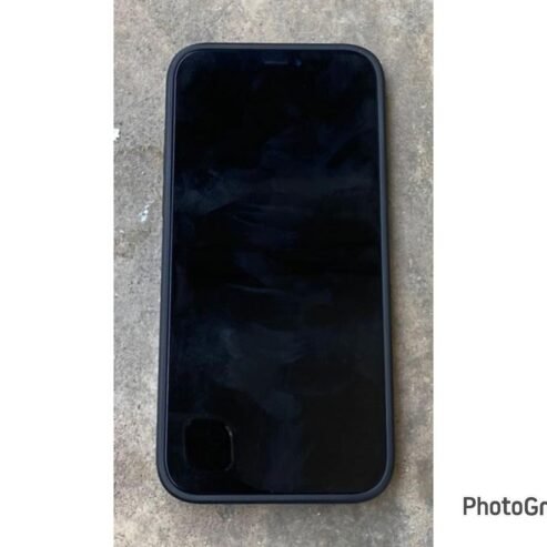 IPHONE 12PLAIN: GB64😎Clean
