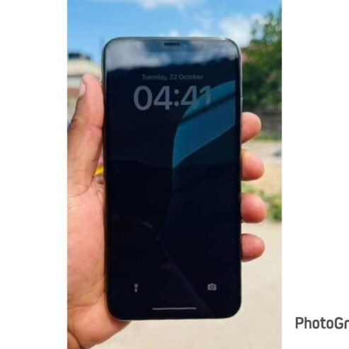 IPHONE XS MAX: GB64😎Clean
