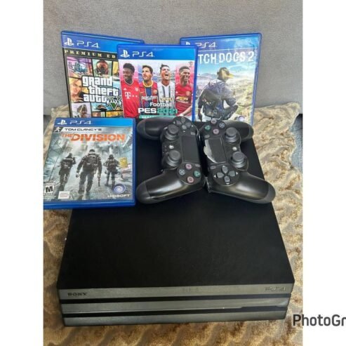 PS4 PRO 1TB:😎Clean