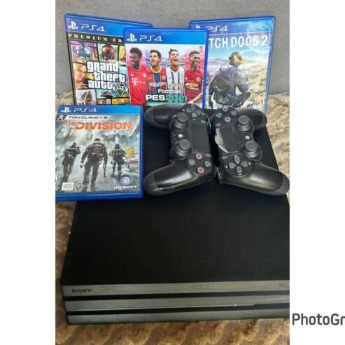 PS4 PRO 1TB:😎Clean