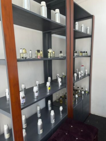 SHELF ZA DUKANI ZIPO 3