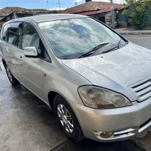 TOYOTA IPSUM