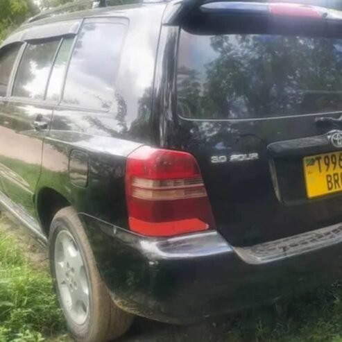 TOYOTA KLUGER
