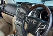 LAND CRUISER V8