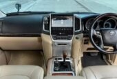 LAND CRUISER V8