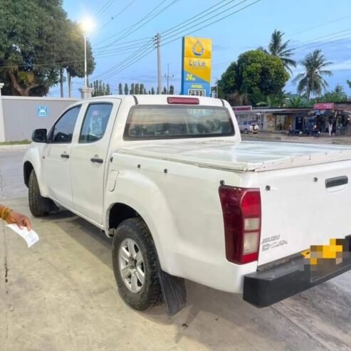 ISUZU DEMAX DOUBLE CABIN