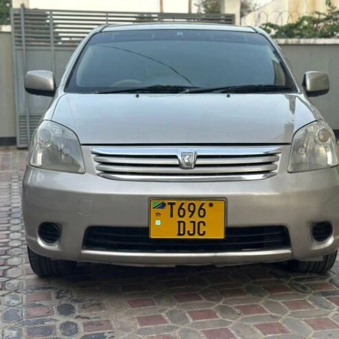 TOYOTA RAUM NEW MODEL