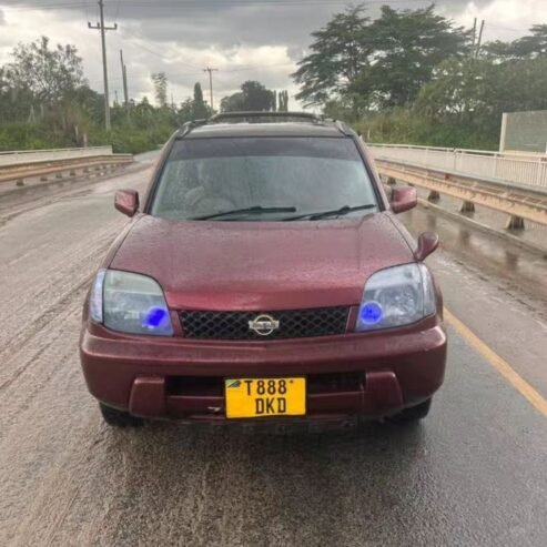 Nissan extrail DKD