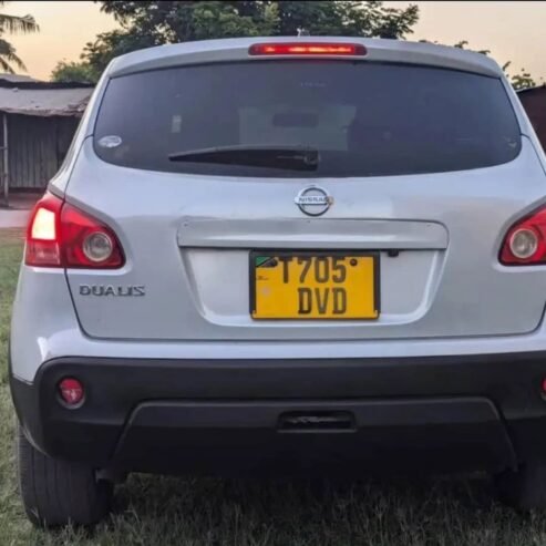 NISSAN DUALIS