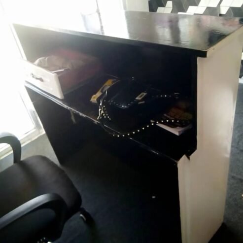 RECEPTION TABLE