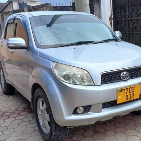 TOYOTA RUSH (DJR)*