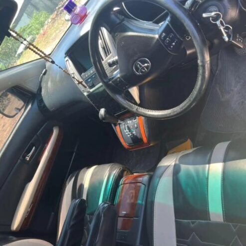 TOYOTA HARRIER EBA