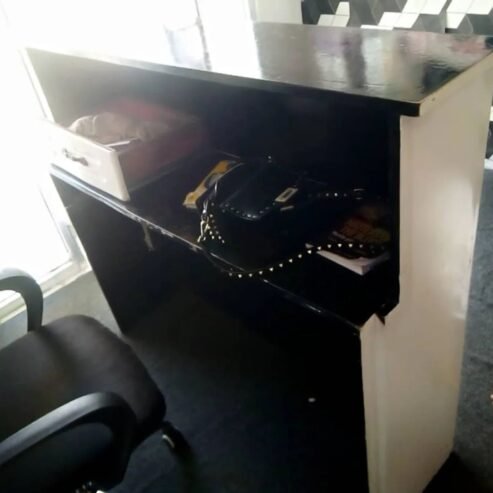 RECEPTION TABLE