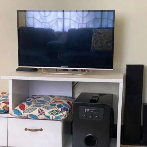 Tv, Showcase and Radio speaker