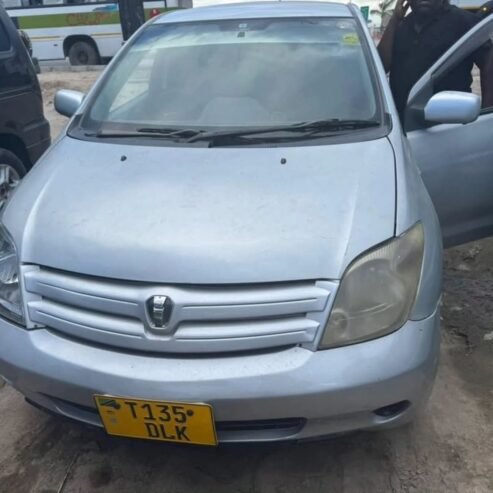 Toyota IST DLK