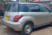 TOYOTA IST DAH