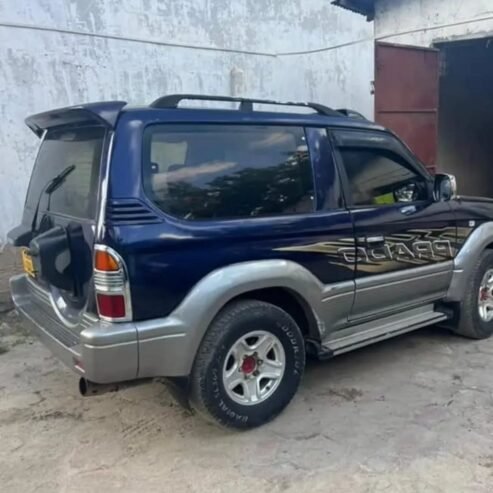 TOYOTA PRADO