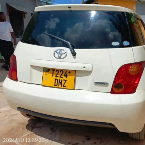 TOYOTA IST DML