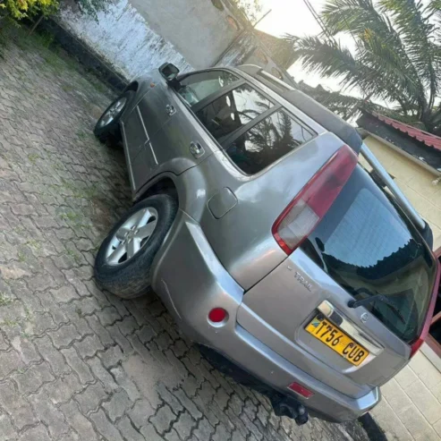 NISSAN EXTRAIL