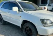 Toyota Harriar old
