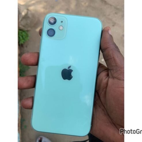 IPHONE 11PLAIN : GB64😎Clean