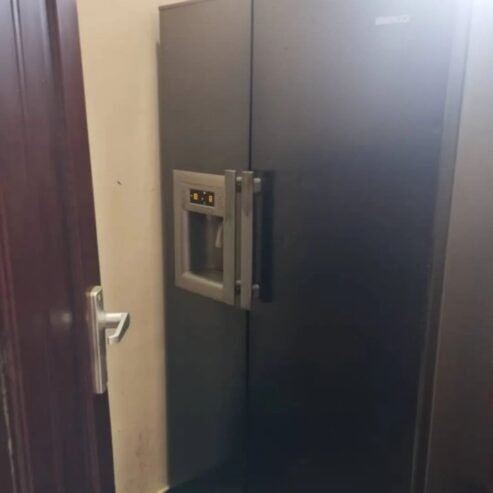 FRIDGE DOUBLE DOORS LITRE 617