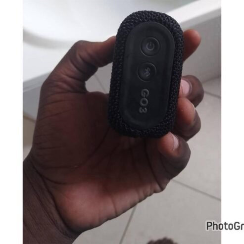JBL GO3 :😎Clean