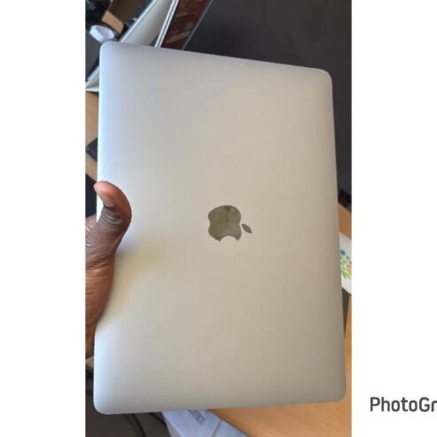🔥🔥🔥🔥 OFFER OFFER❗️❗️❗️ MACBOOKPRO2017