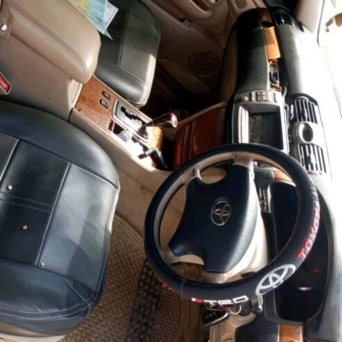 TOYOTA BREVIS