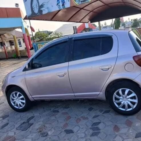 Toyota Vitz old CLD
