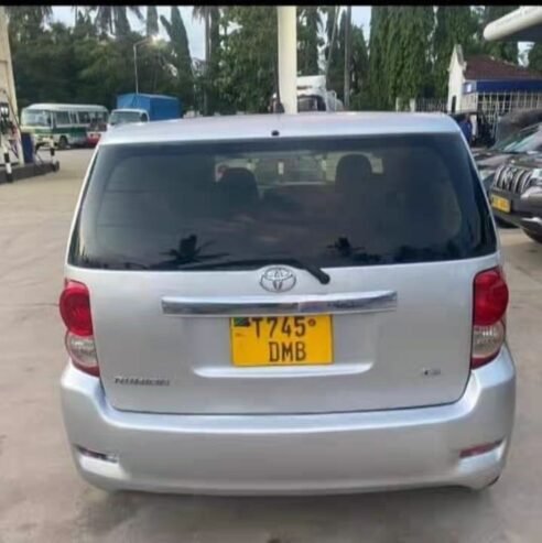 TOYOTA RUMIO