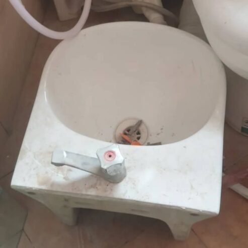 SINKS