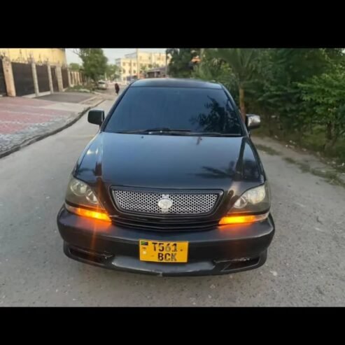 TOYOTA HARRIER BCK