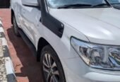 TOYOTA LAND CRUISER V8