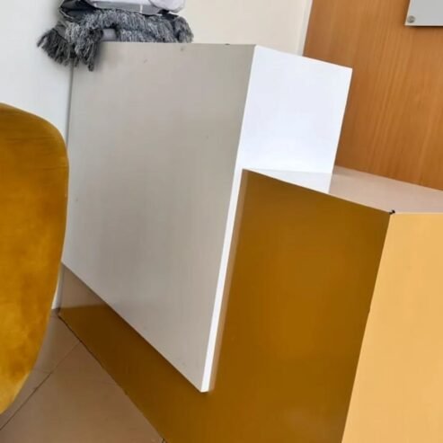 RECEPTION TABLE