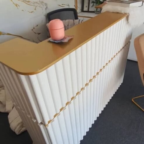 SHELF ZA DUKANI, ZULIA NA RECEPTION TABLE