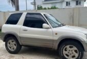 RAV4