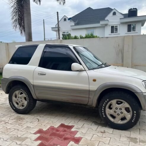 RAV4