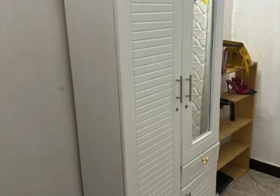 1000048747