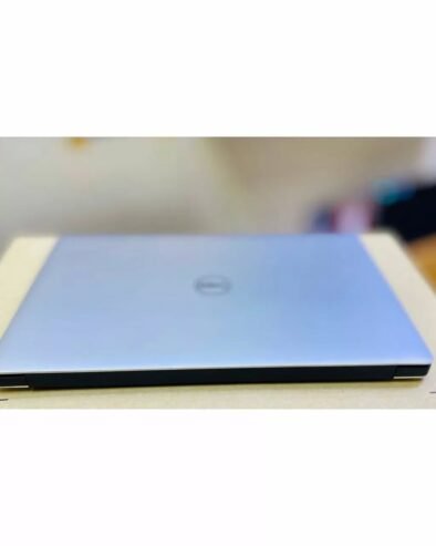 DELL XPS 15 NVIDIA GTX 1000 Ti