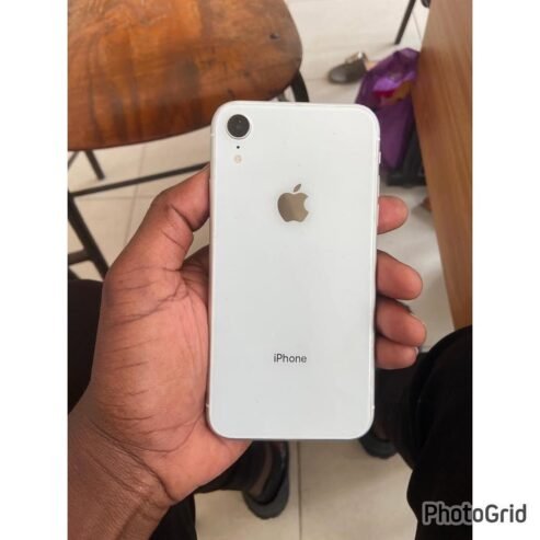 IPHONE XR : GB64😎Clean