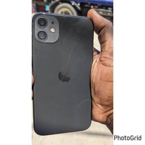 IPHONE 11PLAIN: GB64😎Clean