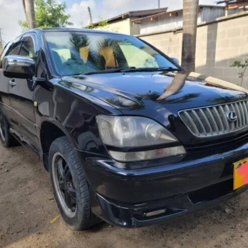 TOYOTA HARRIER