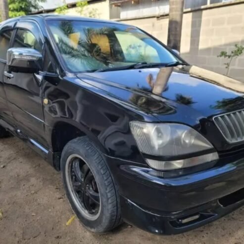 TOYOTA HARRIER