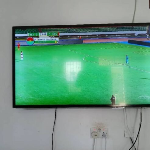 SAMSUNG SMART TV