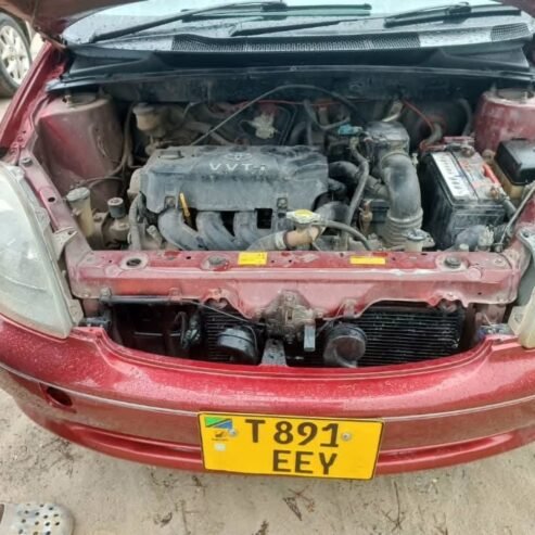 TOYOTA VITZ