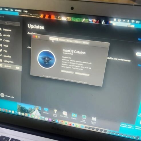 MACBOOK AIR